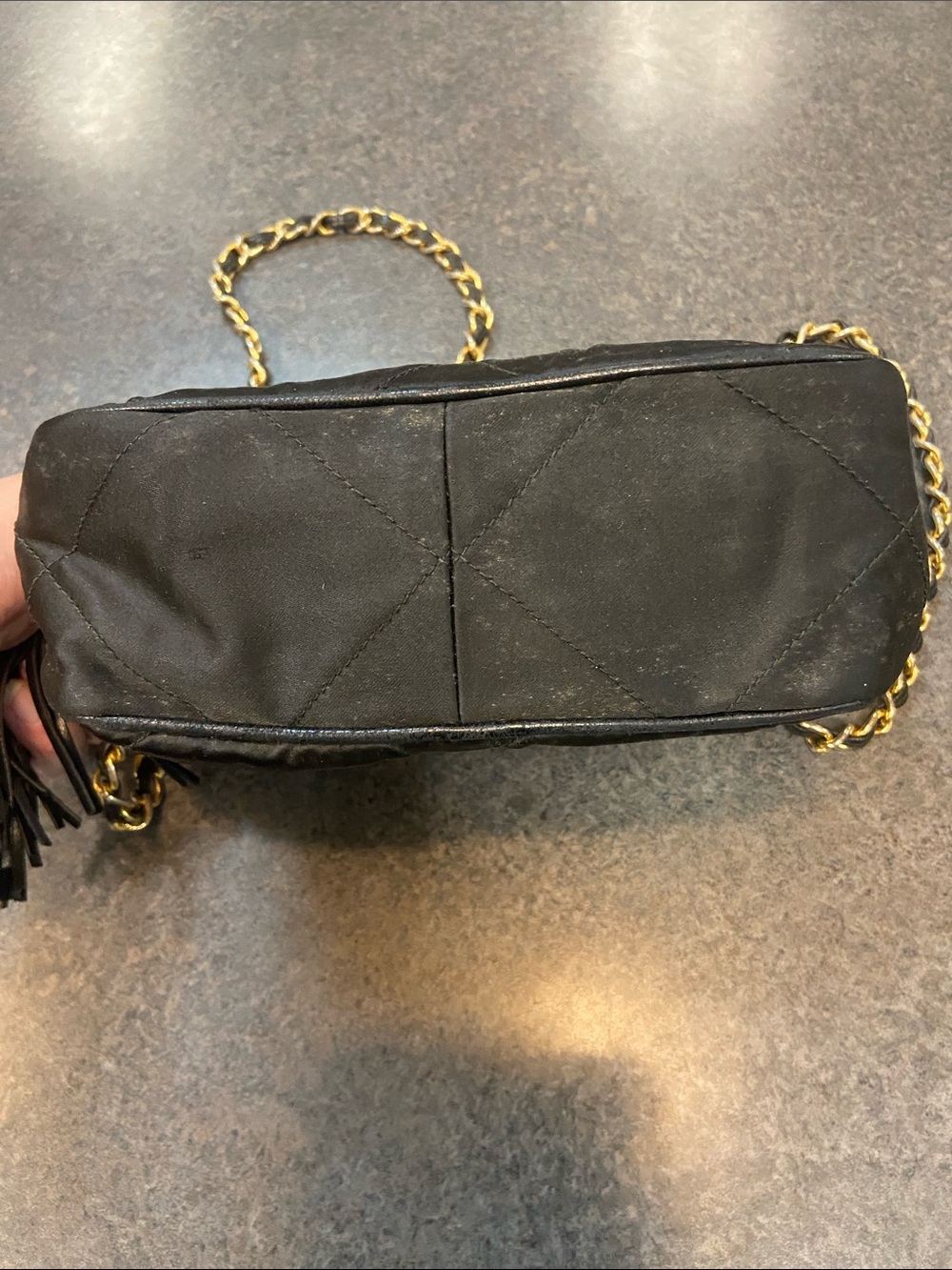CHANEL Black Quilted Crossbody Bag with Gold Chain and Tassel - Picture 5 of 8